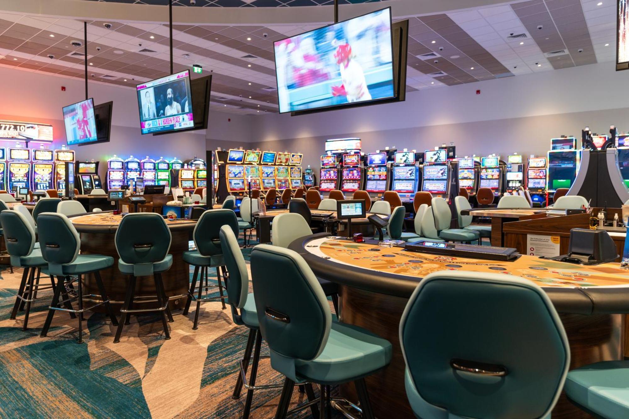 Red Deer Resort & Casino エクステリア 写真
